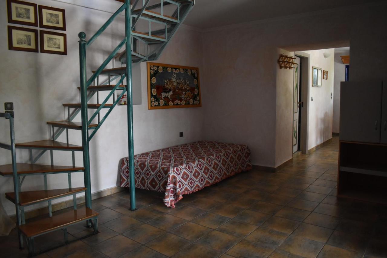 Pigadia Villa Vromonerion ภายนอก รูปภาพ