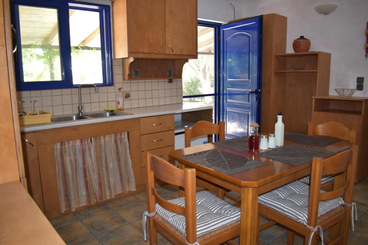 Pigadia Villa Vromonerion ภายนอก รูปภาพ