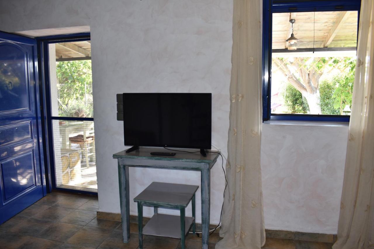 Pigadia Villa Vromonerion ภายนอก รูปภาพ