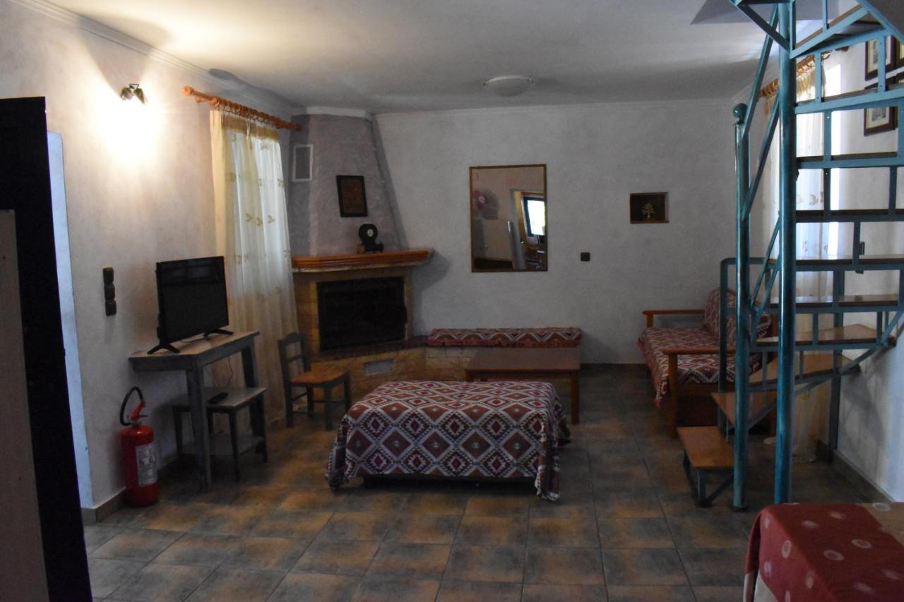 Pigadia Villa Vromonerion ภายนอก รูปภาพ