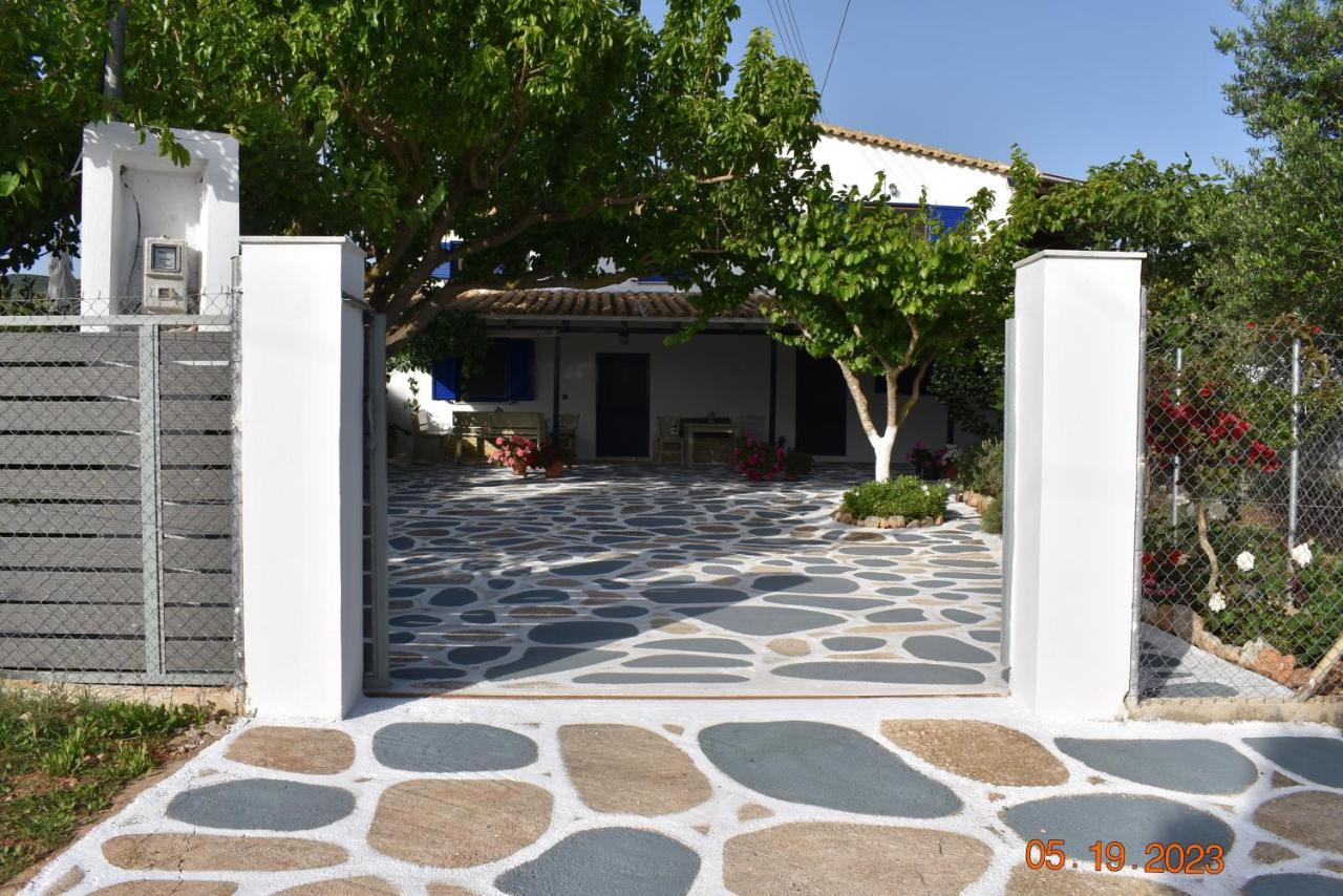 Pigadia Villa Vromonerion ภายนอก รูปภาพ