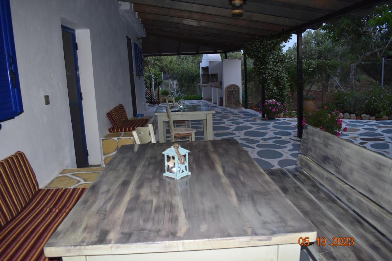 Pigadia Villa Vromonerion ภายนอก รูปภาพ