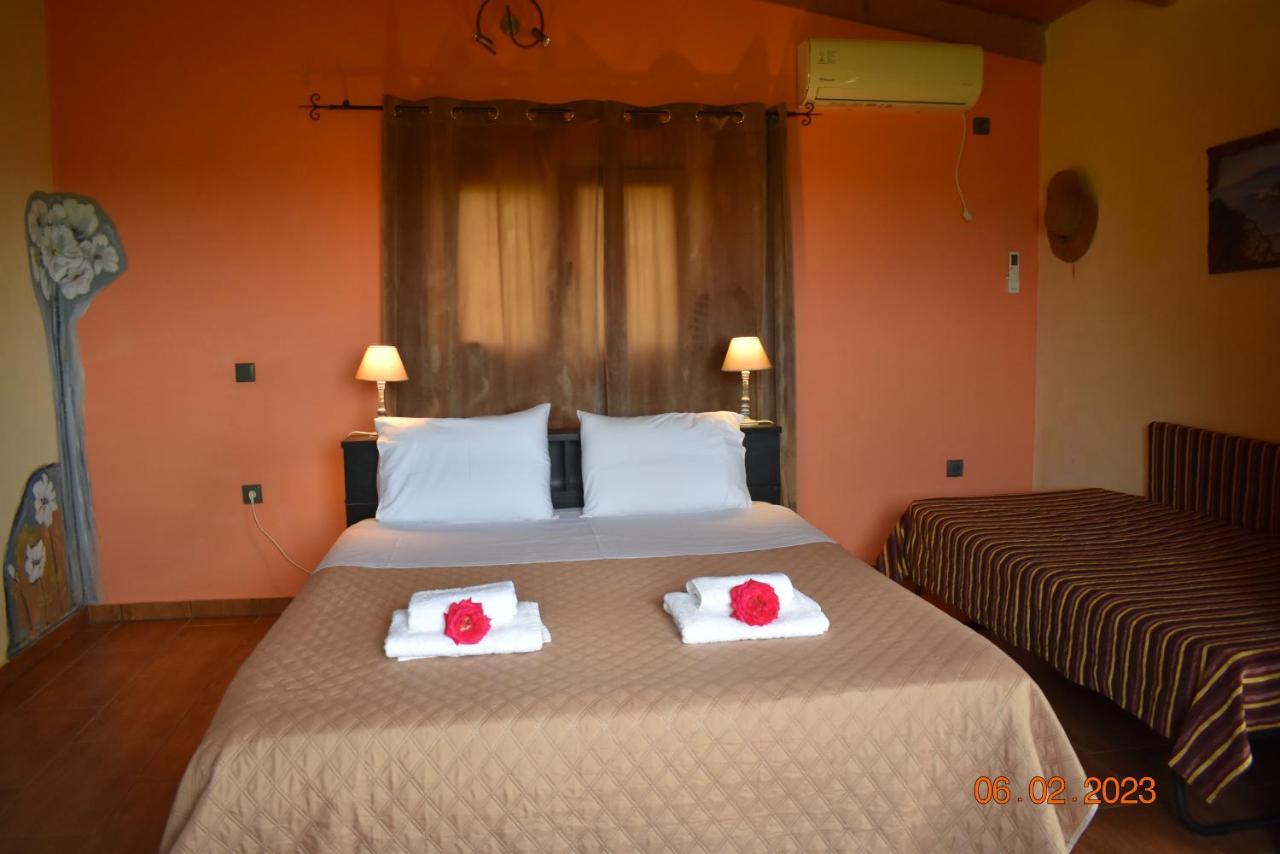 Pigadia Villa Vromonerion ภายนอก รูปภาพ